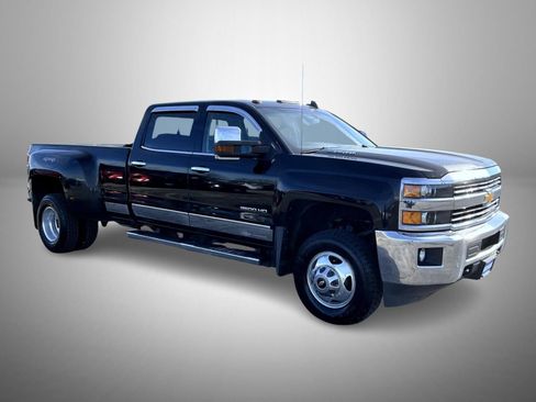 Used 2016 Chevrolet Silverado 3500 LTZ w/ Duramax Plus Package image 3