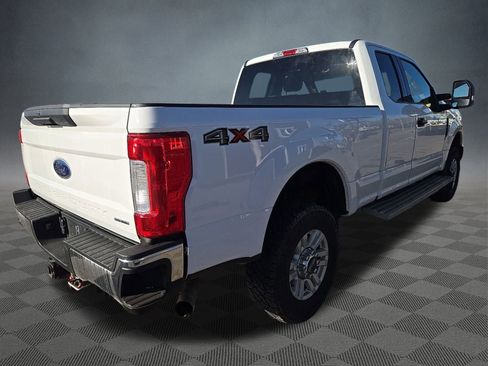 Used 2018 Ford F350 XLT w/ XLT Value Package image 3