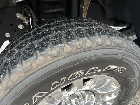 Used 2021 Ford F250 XLT w/ XLT Premium Package image 27