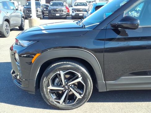 Used 2023 Chevrolet TrailBlazer RS w/ Convenience Package image 6