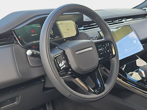 New 2026 Land Rover Range Rover Sport Dynamic SE image 17