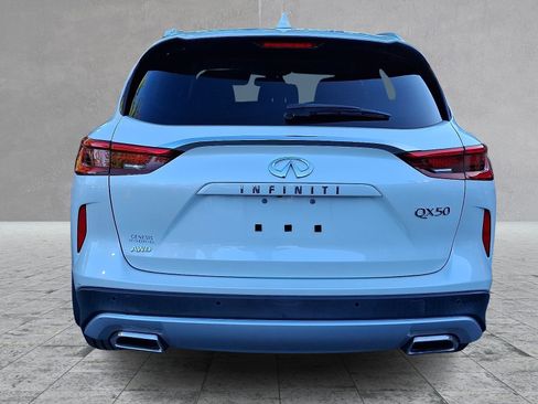 Used 2020 INFINITI QX50 Essential w/ Convenience Package AWD/4WD image 5