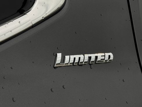 New 2026 Toyota Tundra Limited AWD/4WD image 10