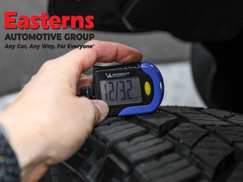 Used 2023 Jeep Wrangler Unlimited w/ Cold Weather Group image 30