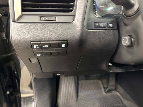 Used 2021 Lexus RX 450h w/ Premium Package image 33