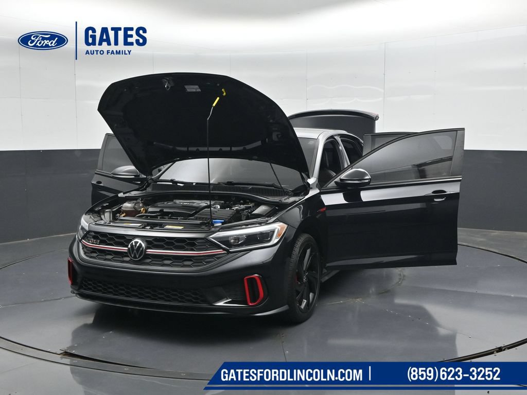 Used 2024 Volkswagen Jetta GLI Autobahn FWD image 57