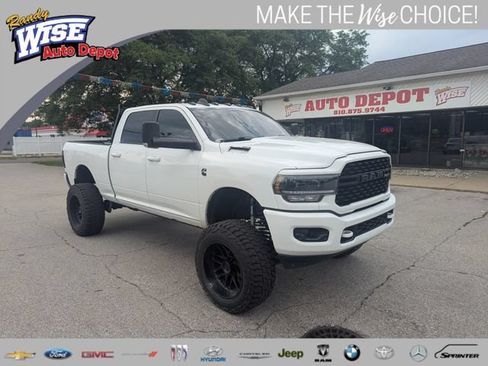 Used 2022 RAM 2500 Big Horn w/ Level C Equiment Group AWD/4WD image 1