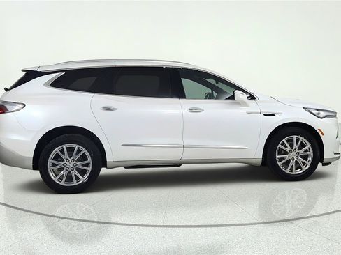 Used 2023 Buick Enclave Essence w/ Experience Buick Package AWD/4WD image 7