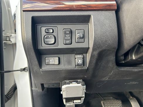 Used 2014 Toyota Tundra Limited w/ TRD Off Road Package AWD/4WD image 18