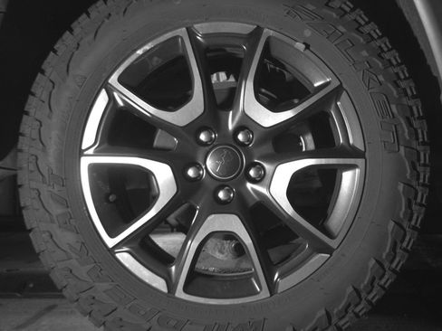 Used 2025 Jeep Compass Trailhawk image 15