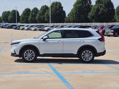 Used 2023 Honda CR-V EX image 9