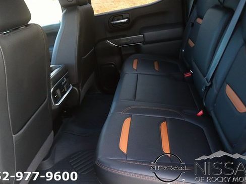 Used 2020 GMC Sierra 1500 AT4 w/ AT4 Premium Package image 16