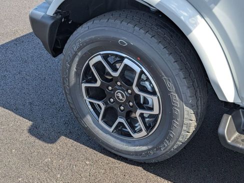 New 2026 Ford Bronco Outer Banks AWD/4WD image 24
