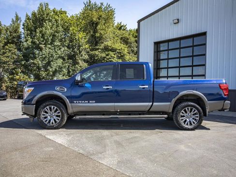 Used 2017 Nissan Titan Platinum Reserve image 2
