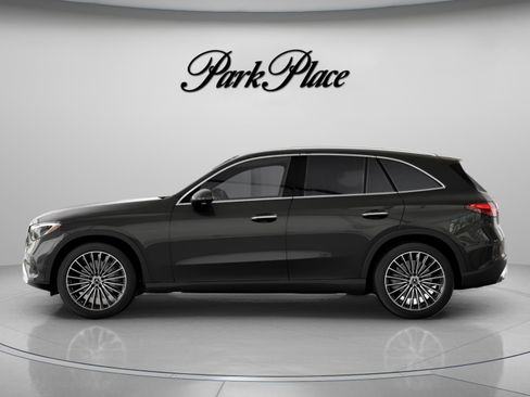 Used 2026 Mercedes-Benz GLC 300 4MATIC image 7