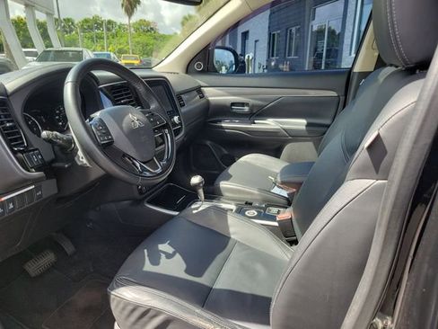 Used 2020 Mitsubishi Outlander GT AWD/4WD image 16