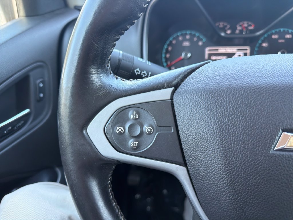 Used 2016 Chevrolet Colorado LT AWD/4WD image 18