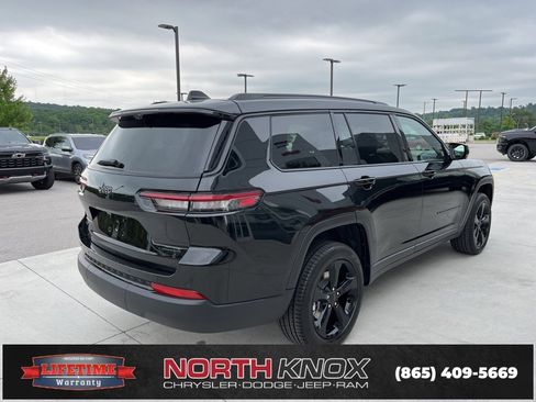 New 2025 Jeep Grand Cherokee L Limited w/ Luxury Tech Group II image 23