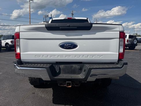 Used 2018 Ford F250 XLT AWD/4WD image 4