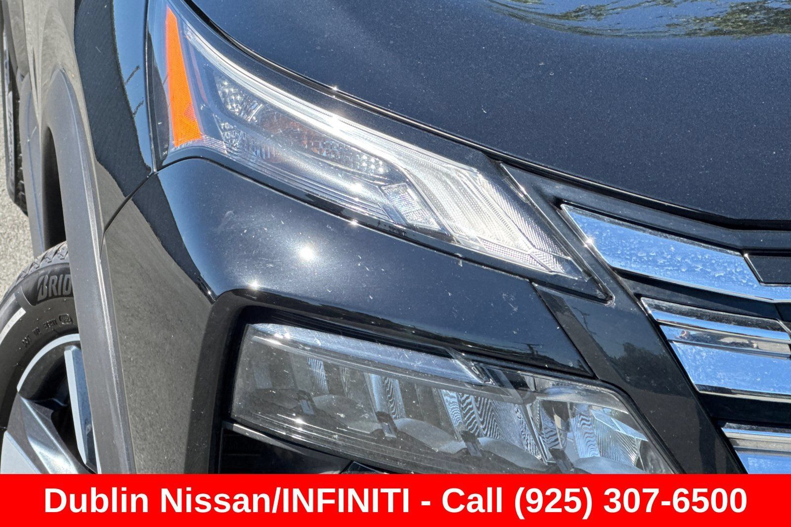 Used 2024 Nissan Rogue SL AWD/4WD image 47