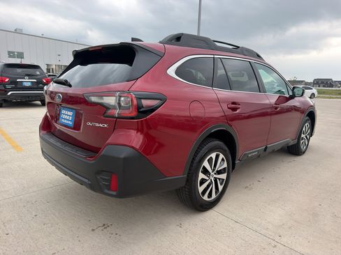 Used 2020 Subaru Outback Premium AWD/4WD image 5