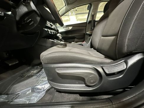 Used 2023 Kia Forte LXS image 14