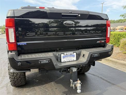 Used 2021 Ford F250 Lariat w/ Lariat Ultimate Package AWD/4WD image 16