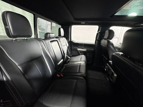 Used 2018 Ford F150 Lariat w/ Equipment Group 502A Luxury AWD/4WD image 27