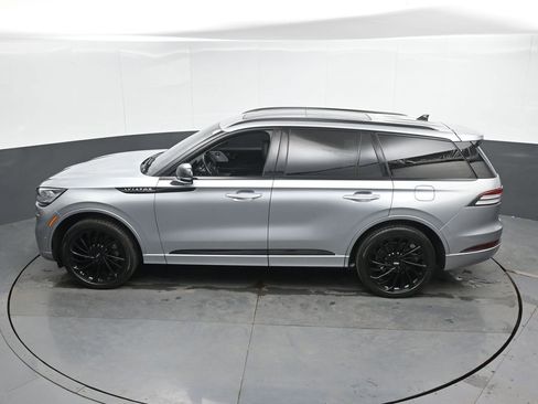 Used 2023 Lincoln Aviator Reserve w/ Equipment Group 201A AWD/4WD image 45