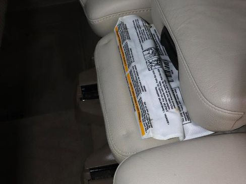 Used 2010 Volvo XC90 3.2 image 25