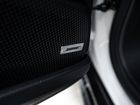 Certified 2025 Porsche Panamera 4 image 21