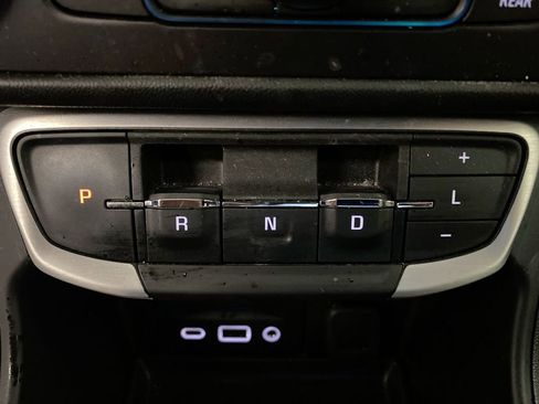 Certified 2023 GMC Terrain SLT AWD/4WD image 19