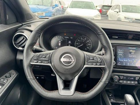 Certified 2023 Nissan Kicks SR w/ SR Premium Package FWD image 12