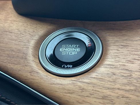 Used 2022 Jeep Grand Cherokee Summit image 24