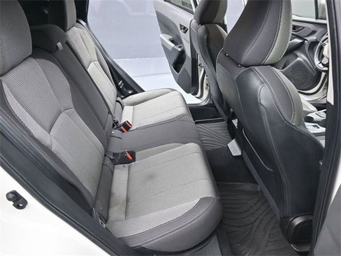 Used 2024 Subaru Crosstrek 2.0i Premium image 12