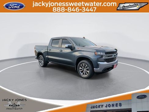 Used 2020 Chevrolet Silverado 1500 LT w/ All-Star Edition image 2