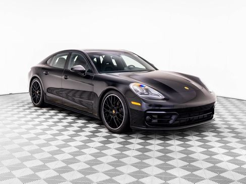 Certified 2023 Porsche Panamera 4 AWD/4WD image 6