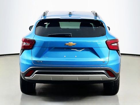 New 2026 Chevrolet Trax LT w/ Driver Confidence Package image 6
