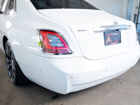 Used 2022 Rolls-Royce Ghost image 21