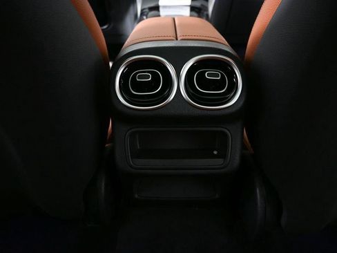 New 2027 Mercedes-Benz GLC 300 image 17