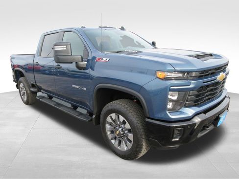 New 2026 Chevrolet Silverado 2500 Custom w/ Custom Value Package image 8