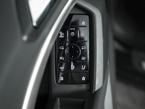 New 2025 Audi Q5 Premium Plus image 14