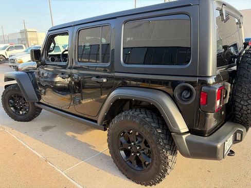 Used 2021 Jeep Wrangler Unlimited Sport AWD/4WD image 16