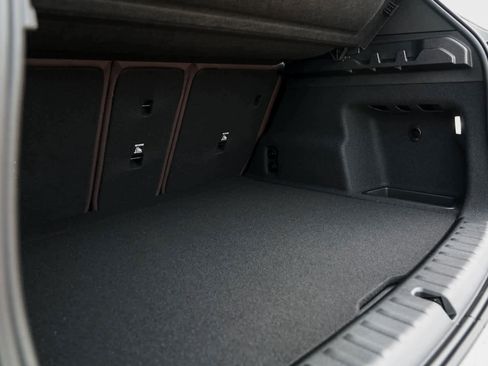 Used 2024 BMW X1 xDrive28i w/ Premium Package image 37