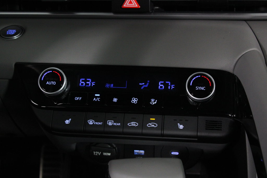 Certified 2026 Hyundai Elantra SEL Sport Premium FWD image 22