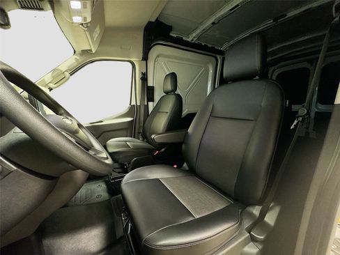 New 2026 Ford Transit 250 T-250 148  MED RF 9150 GV w/ Load Area Protection Package image 18