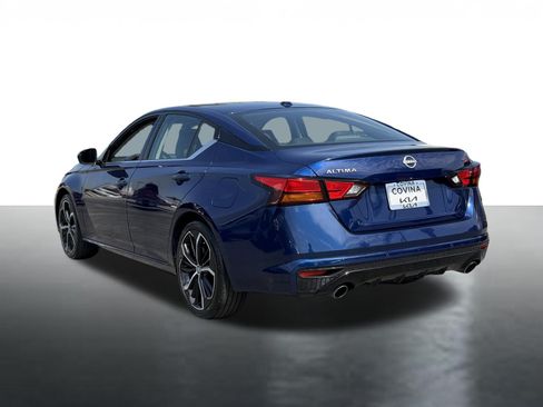 Used 2024 Nissan Altima 2.5 SR FWD image 6