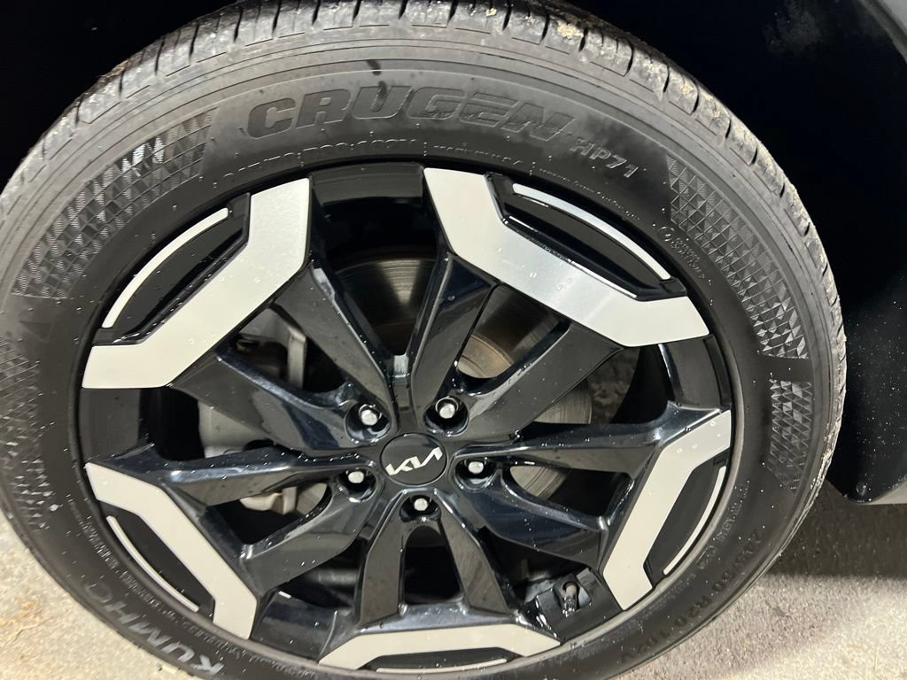 Used 2025 Kia Telluride S FWD image 39