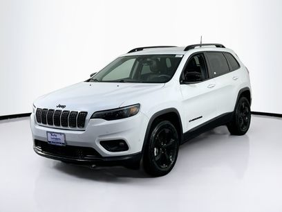 Used 2023 Jeep Cherokee Altitude Lux