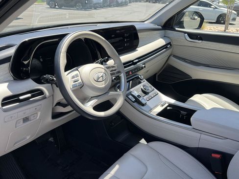 Certified 2025 Hyundai Palisade Calligraphy AWD/4WD image 30